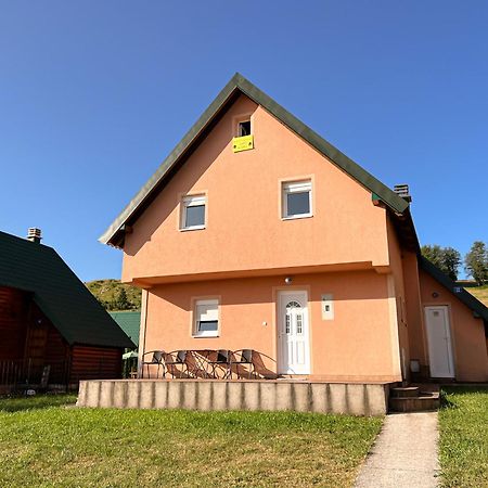 Guest House Happy Žabljak Zewnętrze zdjęcie